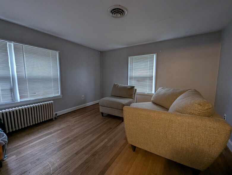 More Photos Of 2005 E Churchville Rd, Bel Air Freestanding For Sale