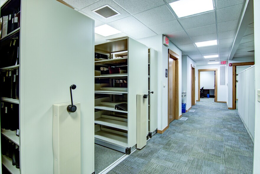 More Photos Of 3624 Oakwood Hills Pky, Eau Claire Office For Sale