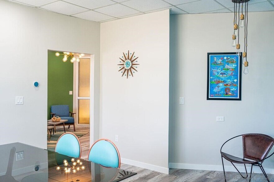 More Photos Of 1015 Chestnut Ave, Carlsbad Office For Sale