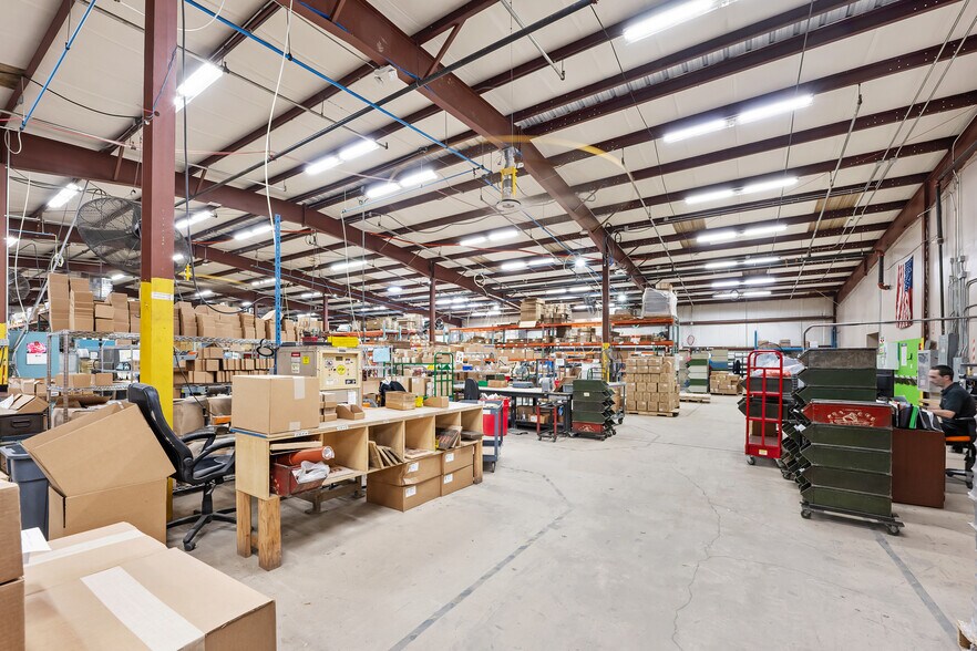 More Photos Of 2 Sunshine Blvd, Ormond Beach Light Distribution For Lease