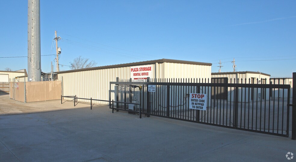 More Photos Of 2300 W 31st St, Lawrence Self Storage For Sale