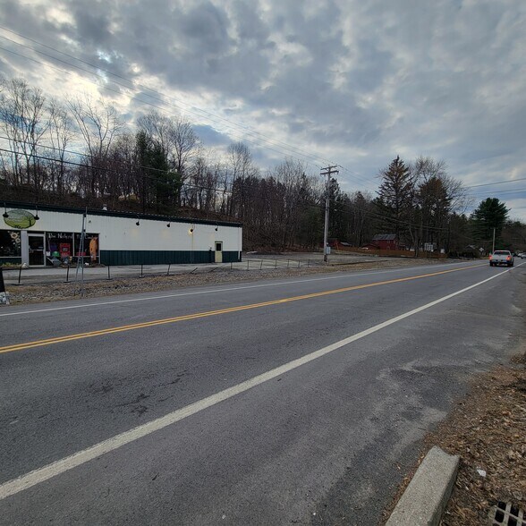More Photos Of 609 Route 208, Gardiner General Retail For Sale