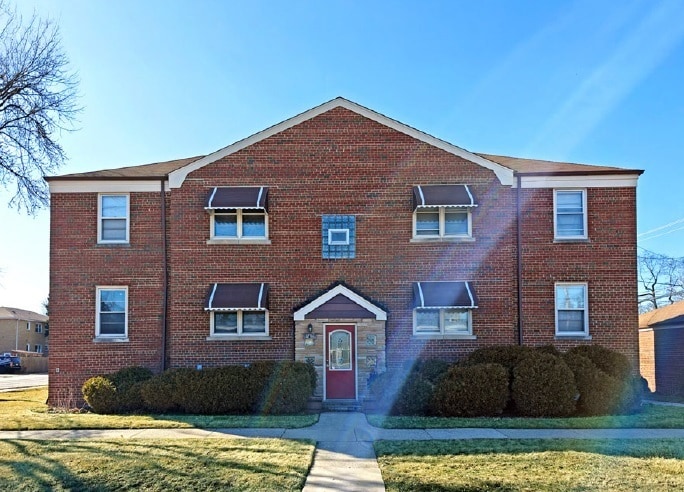 More Photos Of 1106 Alima Ter, La Grange Park Apartments For Sale