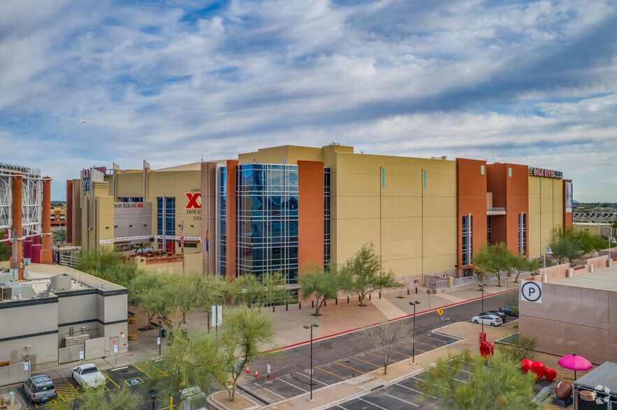 More Photos Of W Glendale Ave @ SEC Glendale Ave & Loop 101, Glendale Unknown For Lease