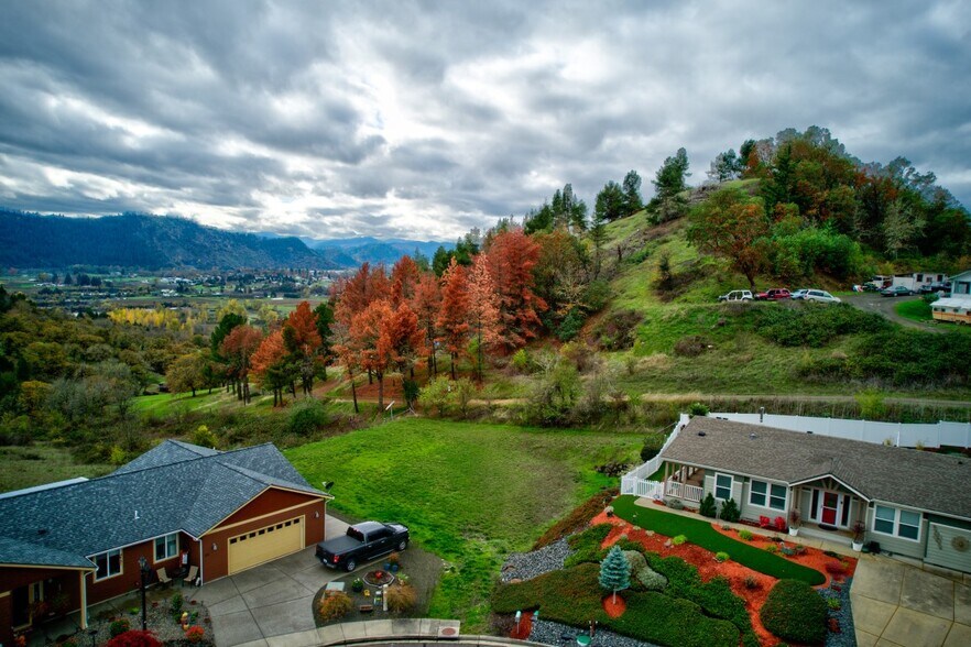 More Photos Of 140 Erin Ct, Roseburg Land For Sale