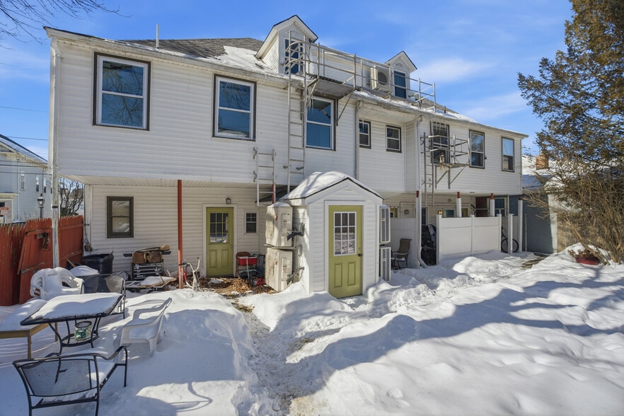 More Photos Of 130 Water St, Warren Apartments For Sale