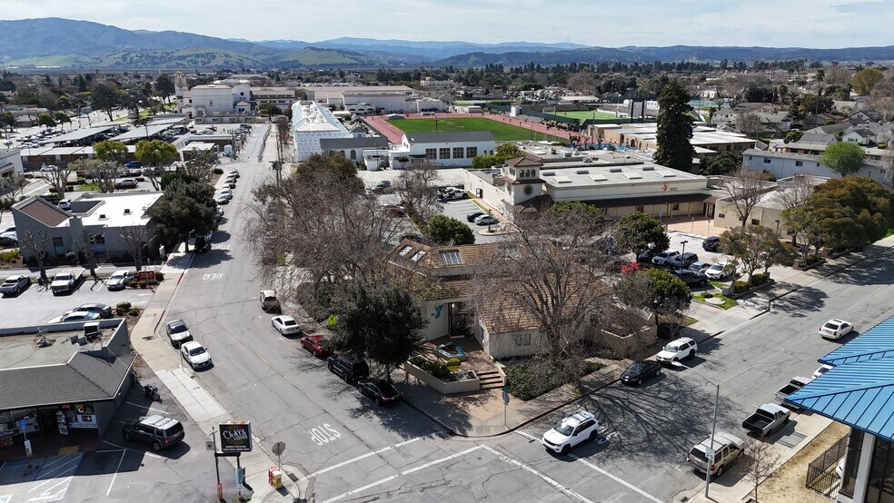 More Photos Of 500 Lincoln Ave, Salinas Office For Sale