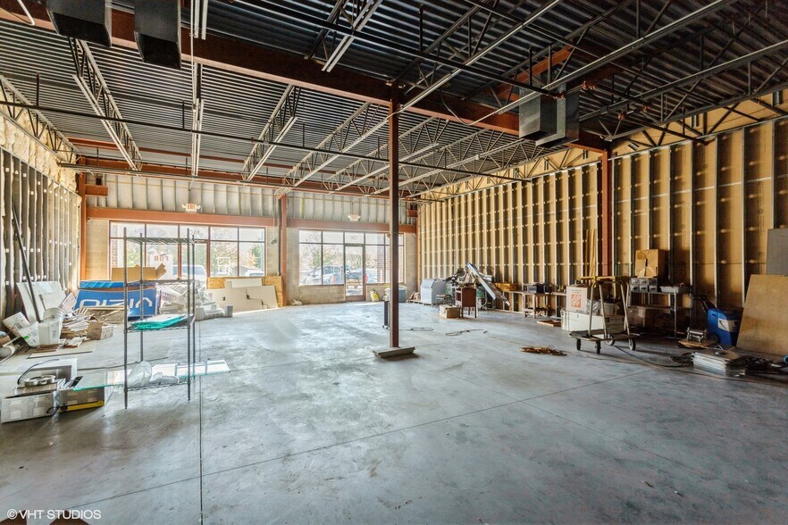 More Photos Of Mondamin & Ridge St, Minooka Unknown For Lease