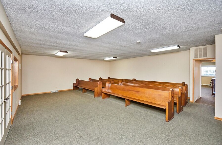 More Photos Of 22952 141st Dr, Bouton Religious Facility For Sale