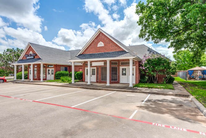 More Photos Of 6407 Colleyville Blvd, Colleyville Medical For Lease