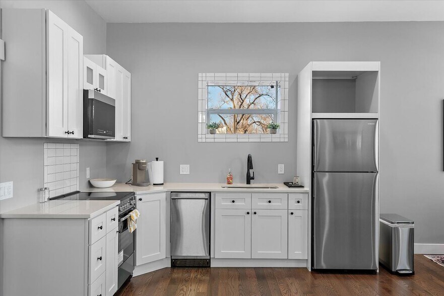 More Photos Of 813 E B St, Pueblo Specialty For Sale