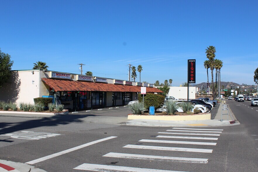 Primary Photo Of 305-321 N Ash St, Escondido Storefront For Lease