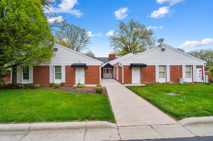 More Photos Of 1354 N Monroe Dr, Xenia Medical For Lease