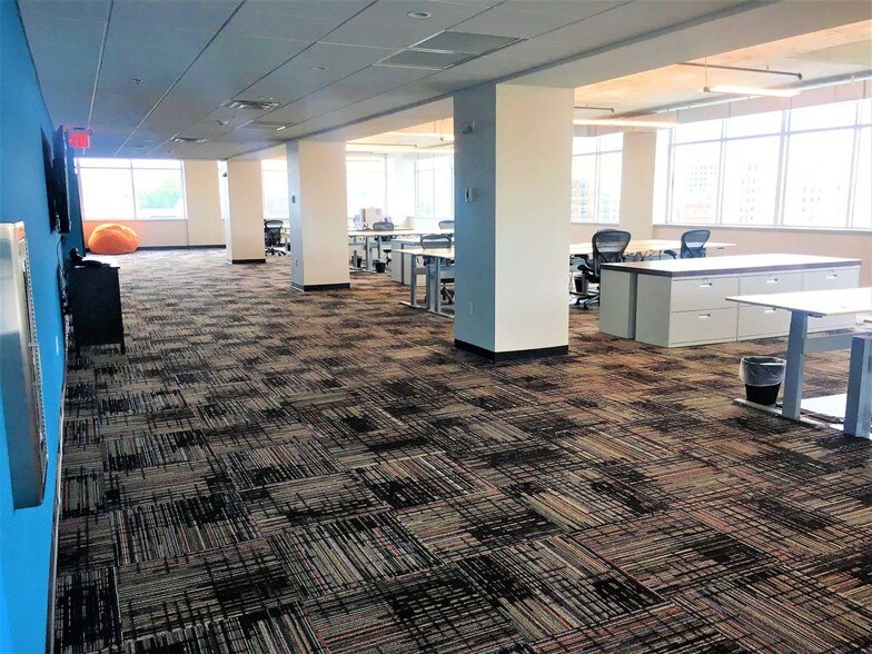 More Photos Of 605 Chestnut St, Chattanooga Office For Lease