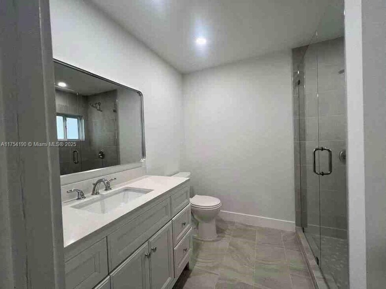 More Photos Of 401 Malaga Ave, Coral Gables Apartments For Sale