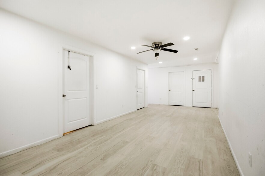 More Photos Of 404 State St, Fort Morgan Apartments For Sale