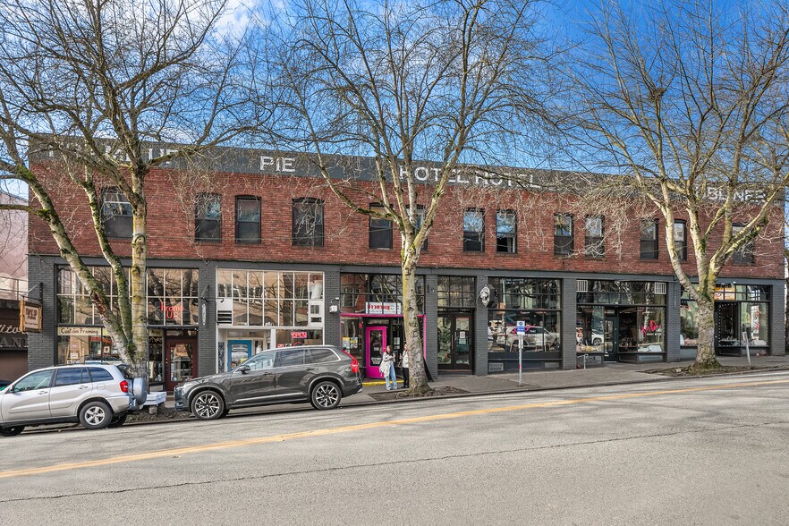 More Photos Of 3517 Fremont Ave N, Seattle Restaurant For Sale