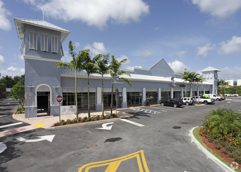 More Photos Of 9690 NW 41st St, Doral Storefront For Lease