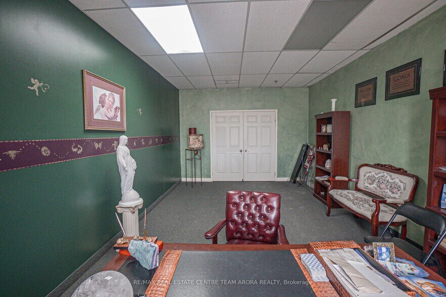 More Photos Of 90 Winges Rd, Vaughan Flex For Sale