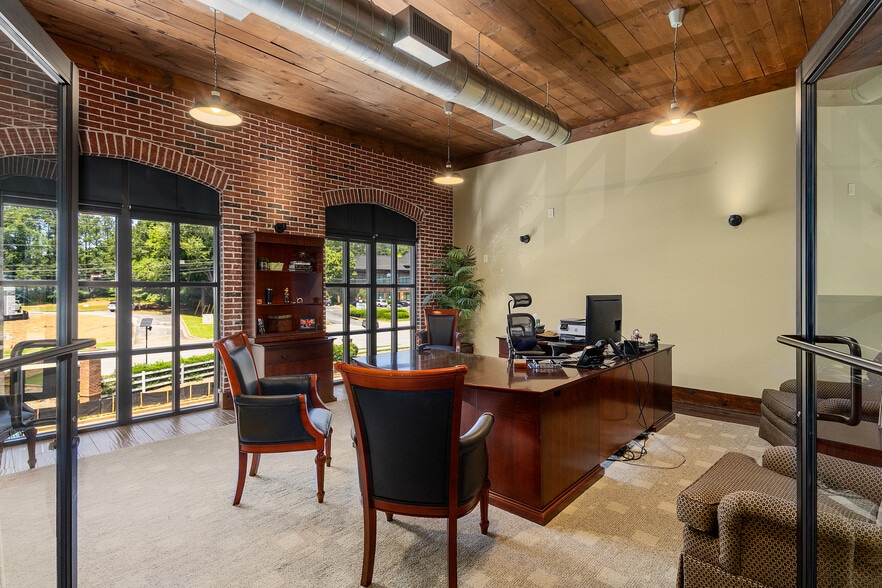 More Photos Of 912 Holcomb Bridge Rd, Roswell Loft Creative Space For Sale