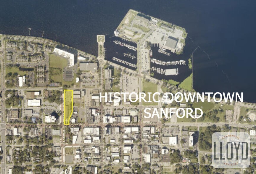 More Photos Of 212 W 1st St, Sanford Restaurant For Sale