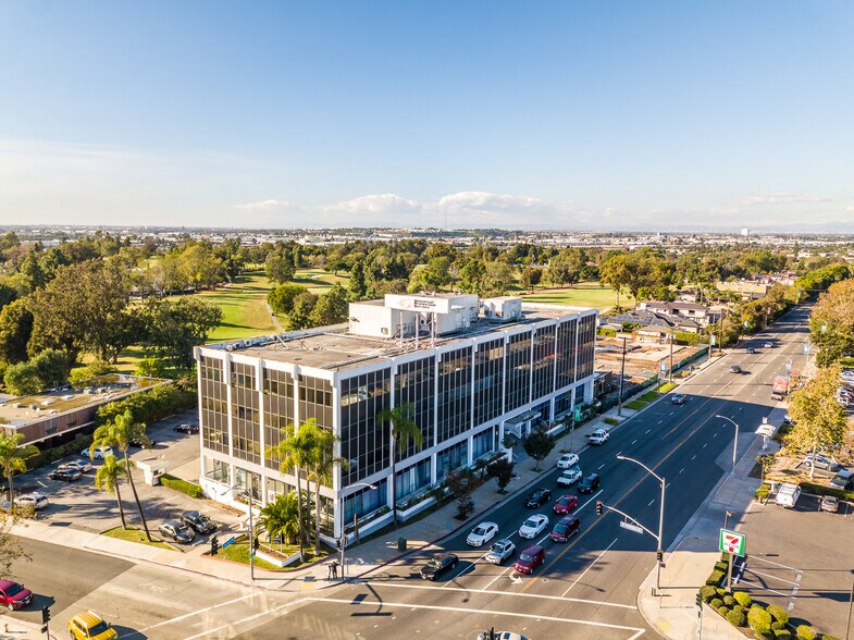 More Photos Of 4201 N Long Beach Blvd, Long Beach Office For Lease