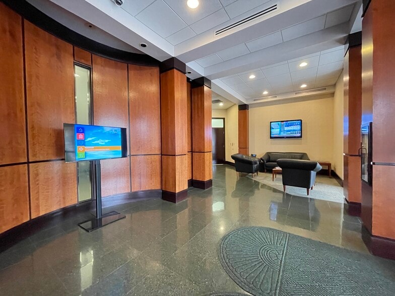 More Photos Of 7201 Nw 11th Pl, Gainesville Office For Sale