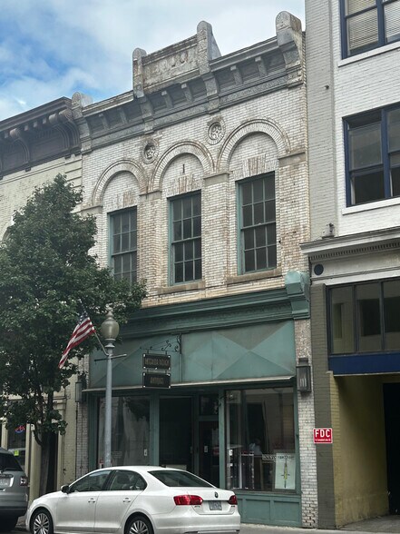 More Photos Of 12 Campbell Ave SE, Roanoke Storefront Retail Office For Sale