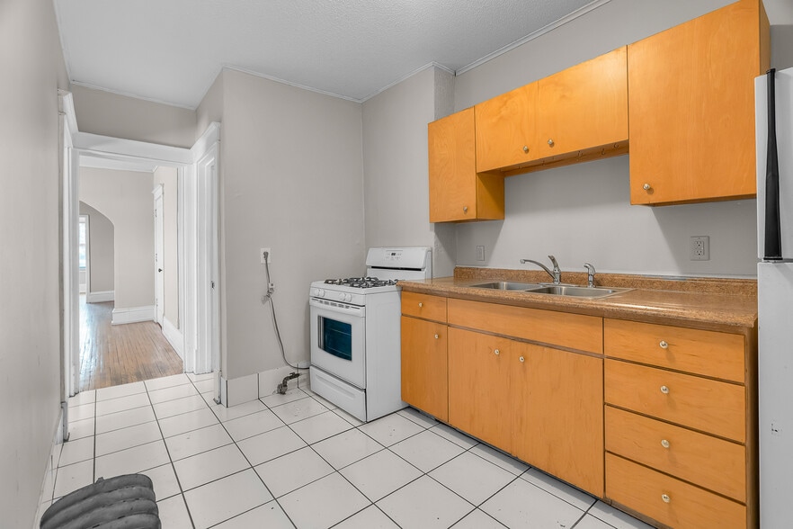 More Photos Of 3012 Bryant Ave S, Minneapolis Multifamily For Sale