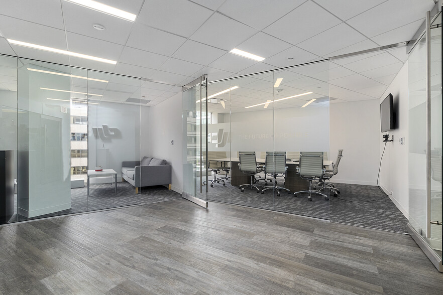 More Photos Of 1025 Vermont Ave NW, Washington Office For Lease