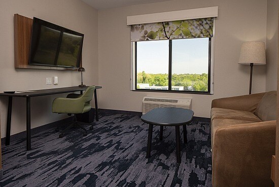 More Photos Of 6557 S Interstate 35 E, Corinth Hotel For Sale