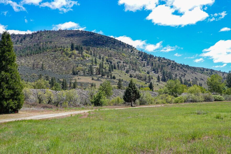More Photos Of 10800 South Hwy 3 hwy, Callahan Land For Sale