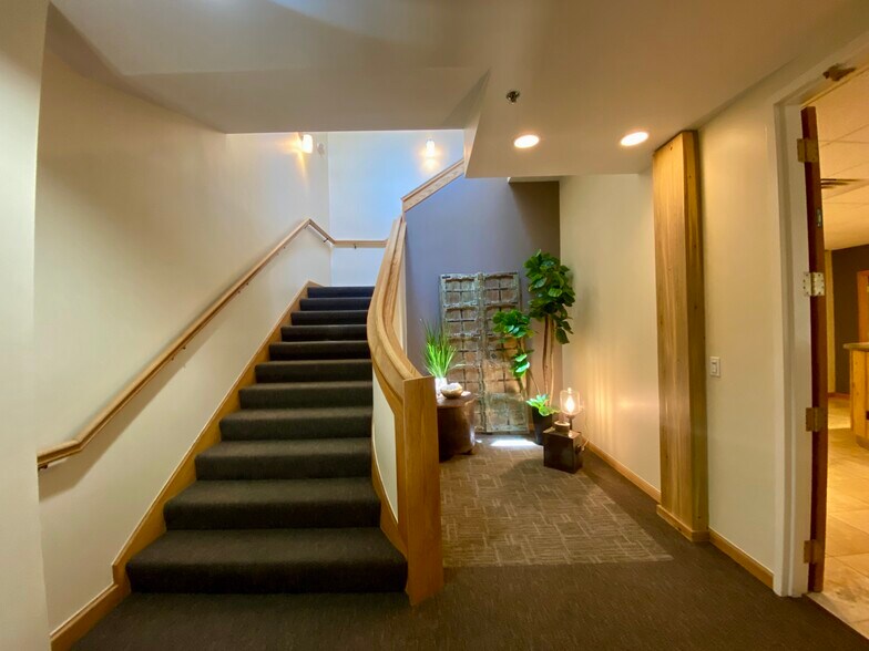 More Photos Of 1033-1037 Walnut St, Boulder Loft Creative Space For Sale