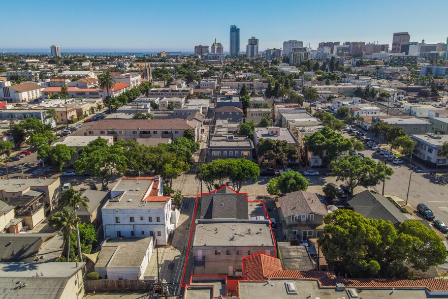 More Photos Of 717 E 8th St, Long Beach Apartments For Sale