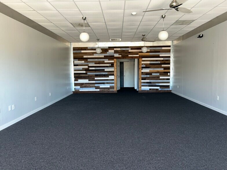 More Photos Of 1720 S McCall Rd, Englewood Unknown For Lease