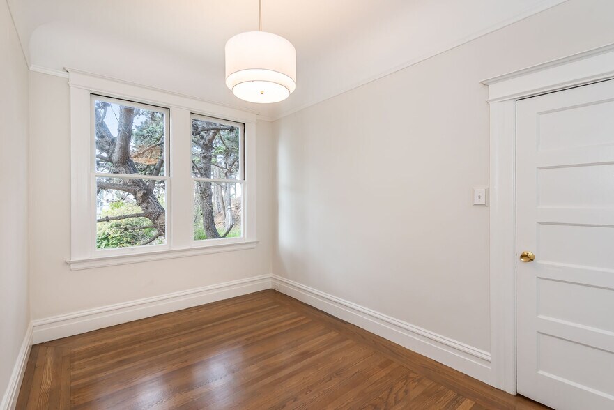 More Photos Of 407-411 Greenwich St, San Francisco Apartments For Sale