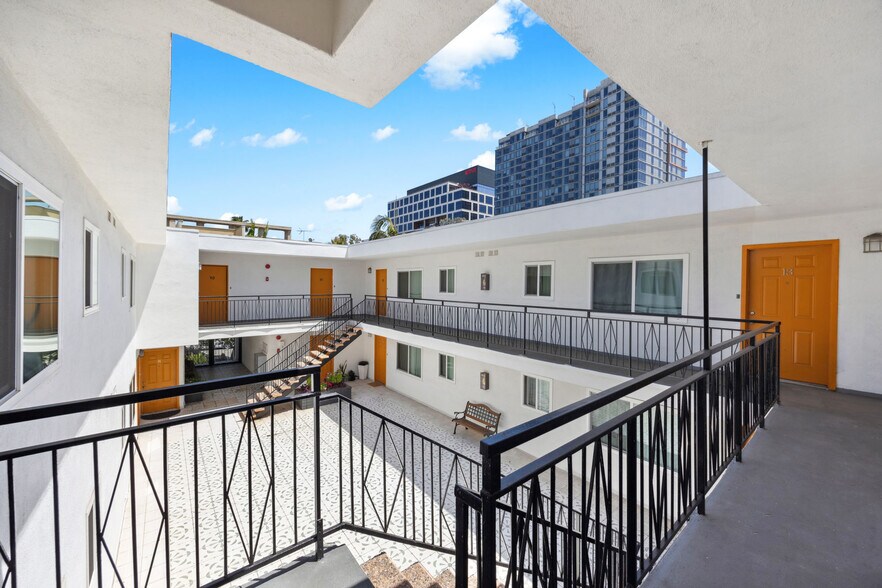 More Photos Of 1545 Gordon St, Los Angeles Multifamily For Sale