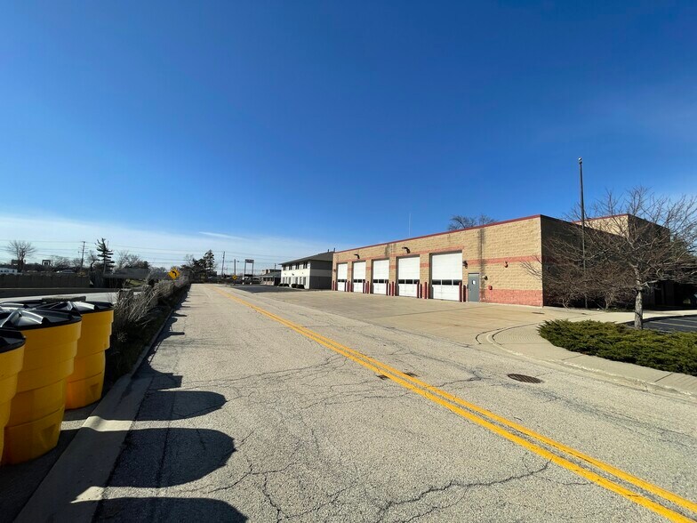 More Photos Of 511 Rockland Rd, Lake Bluff Land For Sale