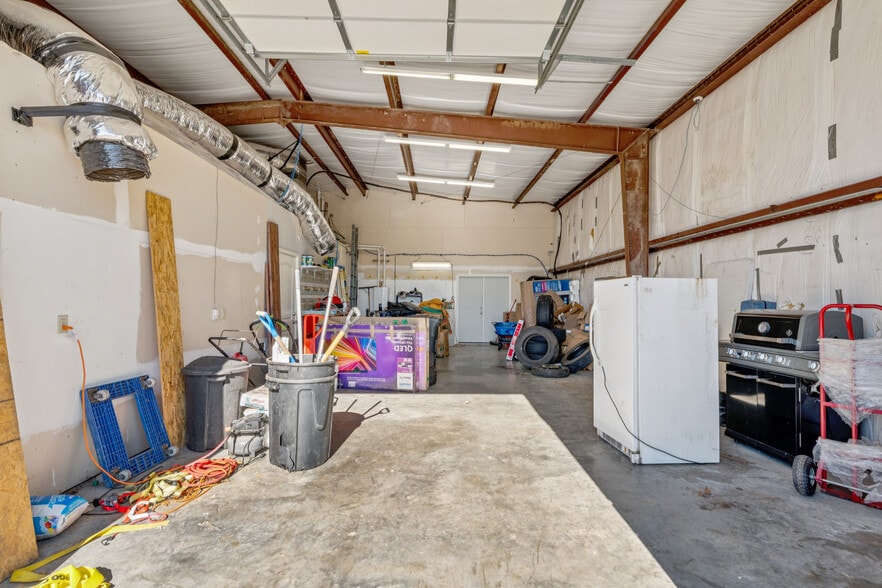 More Photos Of 862 W Taft Ave, Sapulpa Freestanding For Sale