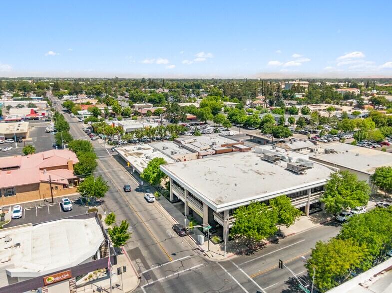 More Photos Of 520 W Main St, Visalia Office For Lease