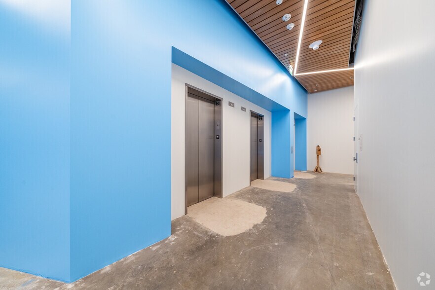 More Photos Of 166 N Rollins Rd, Millbrae Office For Lease