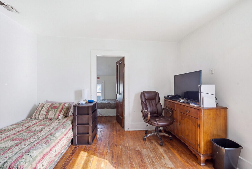 More Photos Of 4170-4174 Broadway, Grove City Multifamily For Sale