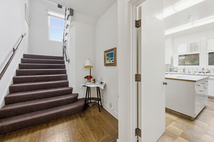 More Photos Of 3900 Balboa St, San Francisco Religious Facility For Sale