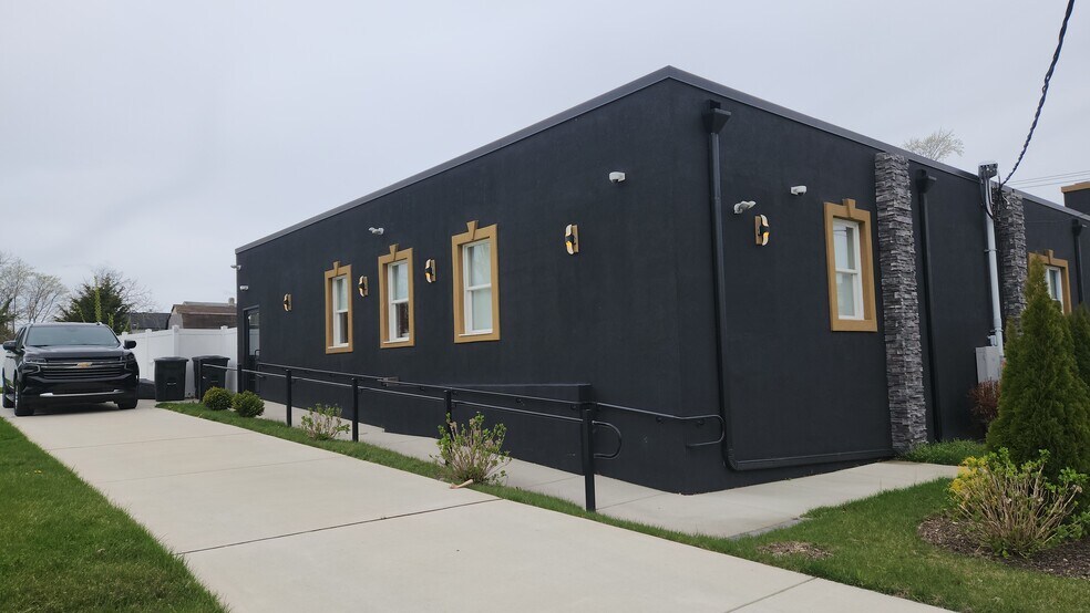 More Photos Of 634 N Main St, Pleasantville Daycare Center For Sale