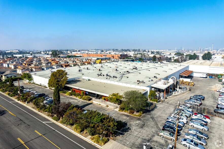 More Photos Of 2727 Maricopa St, Torrance Warehouse For Sale