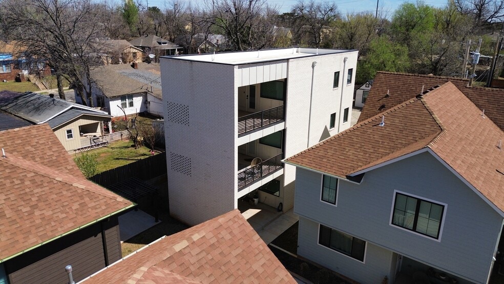 More Photos Of 1625 NW 12th St, Oklahoma City Apartments For Sale