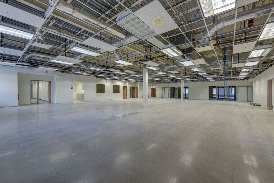 More Photos Of 1320 Taylor St, Elyria Warehouse For Lease