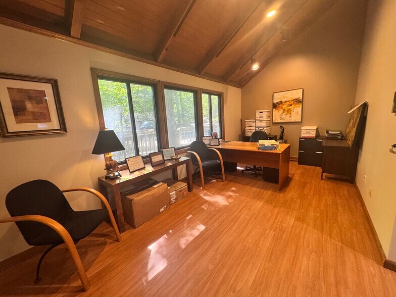 More Photos Of 3000 Langford Rd, Peachtree Corners Office For Lease
