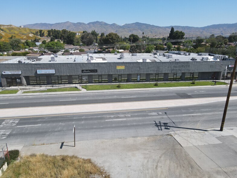 More Photos Of 4000 E Florida Ave, Hemet Freestanding For Lease