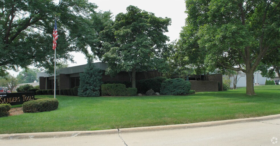 Primary Photo Of 1506 W Luthy Dr, Peoria Light Manufacturing For Sale